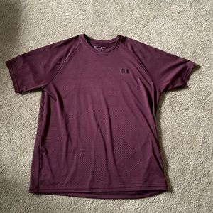 Under Armour short sleeve shirt